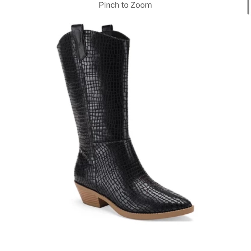 Black cowboy boots